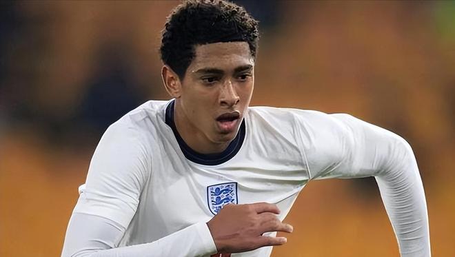 松井秀喜与洋基分道扬镳，加盟天使队后再次在揭幕战击出本垒打